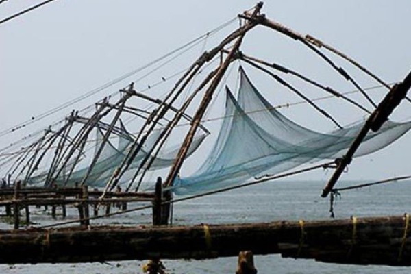 Private Kochi Tour: Churches, Fishing Nets, and Museum