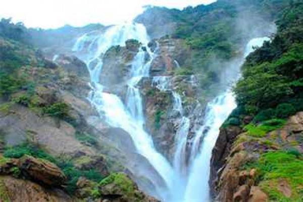 Dudhsagar Falls, Maharashtra