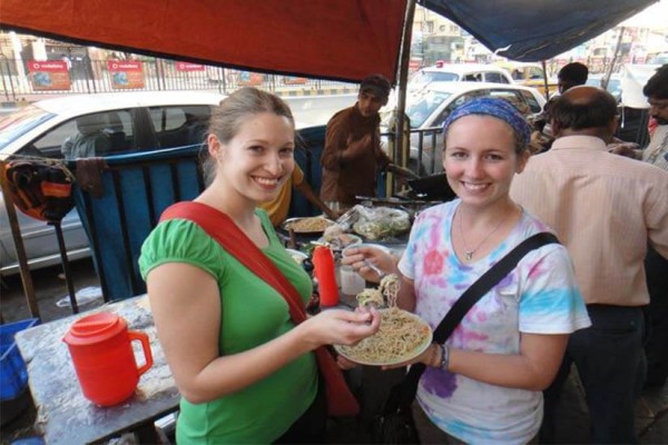 Experience Kolkata's Food Culture: A Street Food Tour