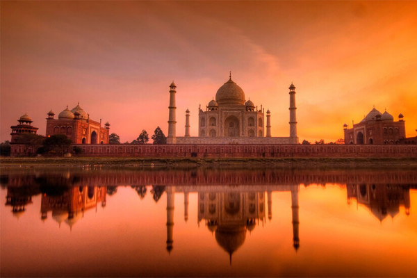 Sunrise Taj Mahal