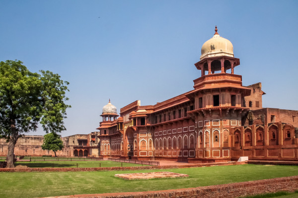 jahangiri mahal palace in agra fort