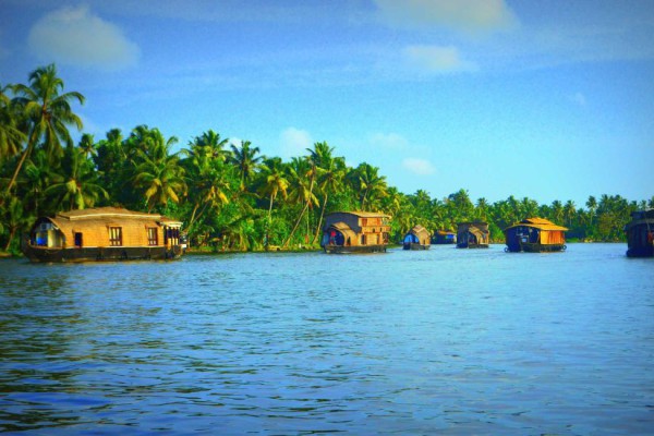 Alleppey Houseboat Tour